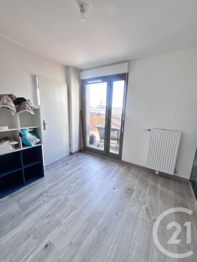 Appartement F4 à vendre - 4 pièces - 79,06 m2 - La Plaine St Denis - 93 - ILE-DE-FRANCE