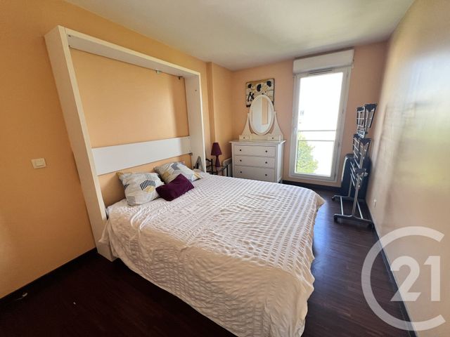 Appartement F4 à vendre - 4 pièces - 86 m2 - La Plaine St Denis - 93 - ILE-DE-FRANCE