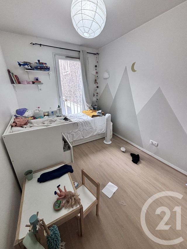 Appartement F3 à vendre - 3 pièces - 64 m2 - La Plaine St Denis - 93 - ILE-DE-FRANCE