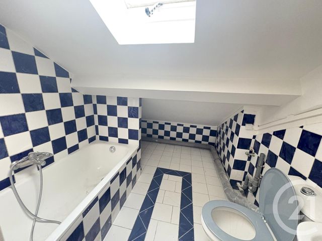 Appartement à vendre - 2 pièces - 25,70 m2 - La Plaine St Denis - 93 - ILE-DE-FRANCE