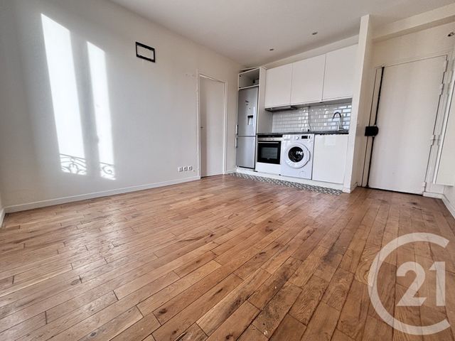 Appartement F2 à vendre - 2 pièces - 27,02 m2 - La Plaine St Denis - 93 - ILE-DE-FRANCE