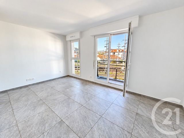 Appartement Studio &agrave; vendre - 1 pi&egrave;ce - 25 m2 - La Plaine St Denis - 93 - ILE-DE-FRANCE