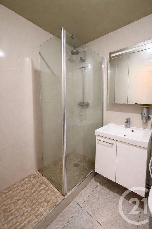 Appartement Studio &agrave; vendre - 1 pi&egrave;ce - 25 m2 - La Plaine St Denis - 93 - ILE-DE-FRANCE