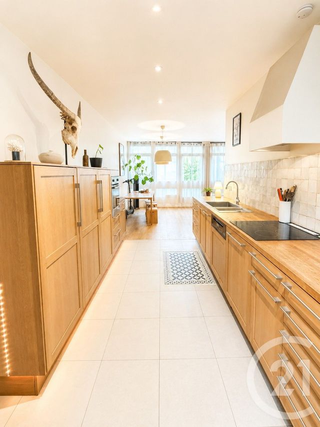 Appartement T3 &agrave; vendre - 3 pi&egrave;ces - 82,52 m2 - La Plaine St Denis - 93 - ILE-DE-FRANCE
