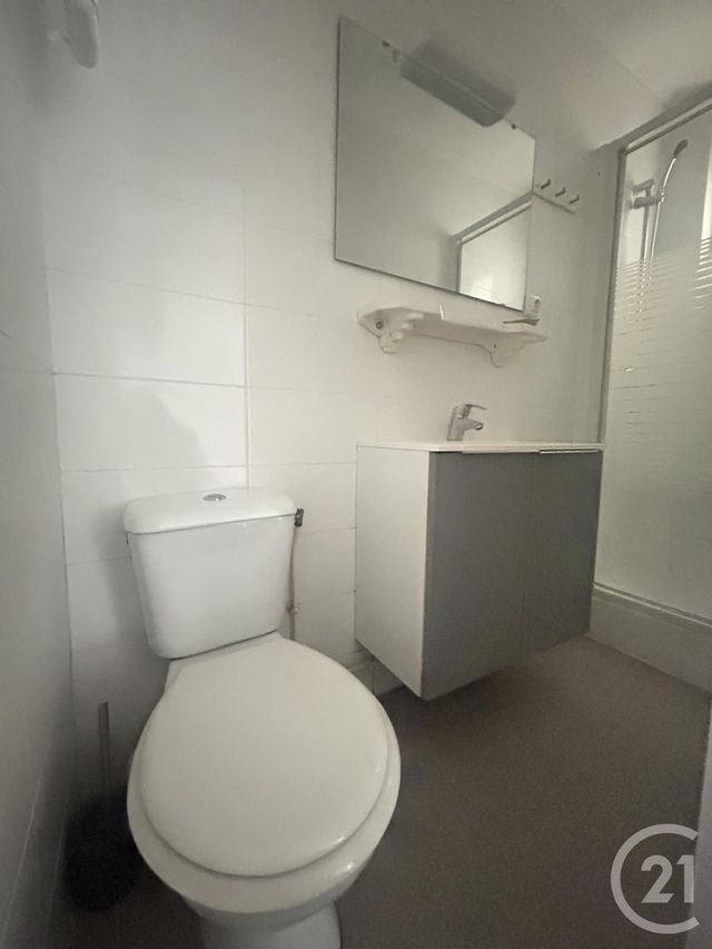 Appartement F2 &agrave; louer - 2 pi&egrave;ces - 33,37 m2 - La Plaine St Denis - 93 - ILE-DE-FRANCE