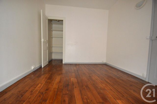 Appartement F2 &agrave; louer - 2 pi&egrave;ces - 35,25 m2 - La Plaine St Denis - 93 - ILE-DE-FRANCE