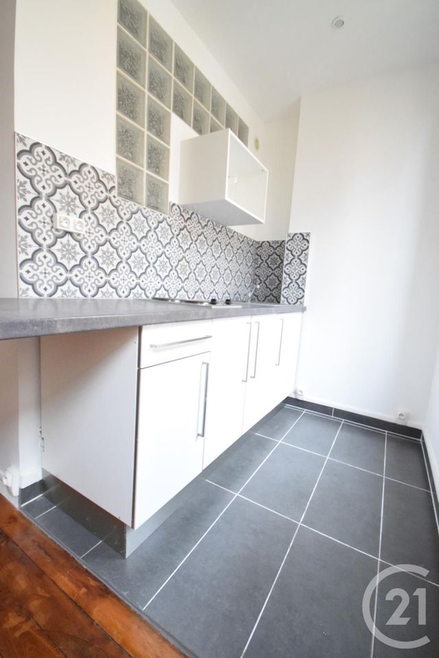 Appartement F2 &agrave; louer - 2 pi&egrave;ces - 35,25 m2 - La Plaine St Denis - 93 - ILE-DE-FRANCE