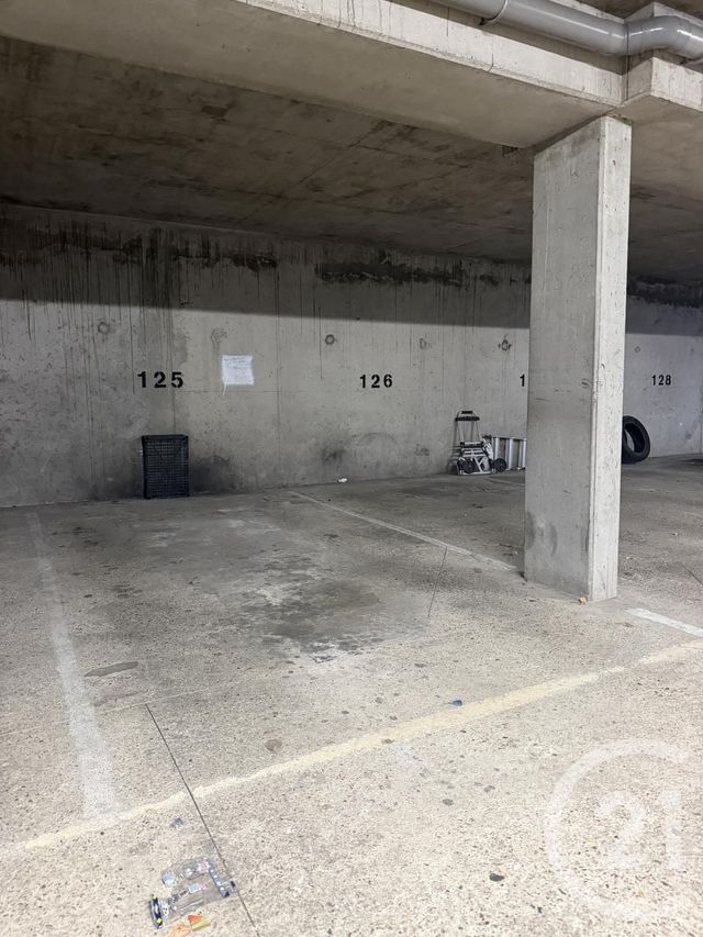 Parking &agrave; vendre - 10 m2 - La Plaine St Denis - 93 - ILE-DE-FRANCE