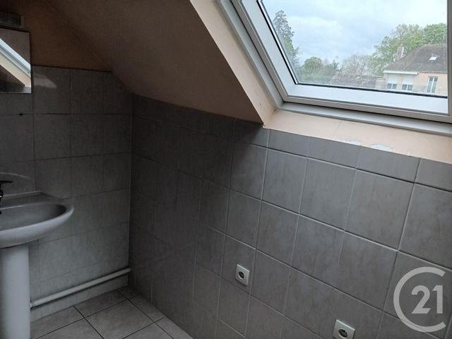 Appartement F3 &agrave; louer - 3 pi&egrave;ces - 58,90 m2 - Alencon - 61 - BASSE-NORMANDIE