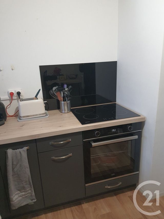 Appartement F2 &agrave; louer - 2 pi&egrave;ces - 44,87 m2 - Alencon - 61 - BASSE-NORMANDIE