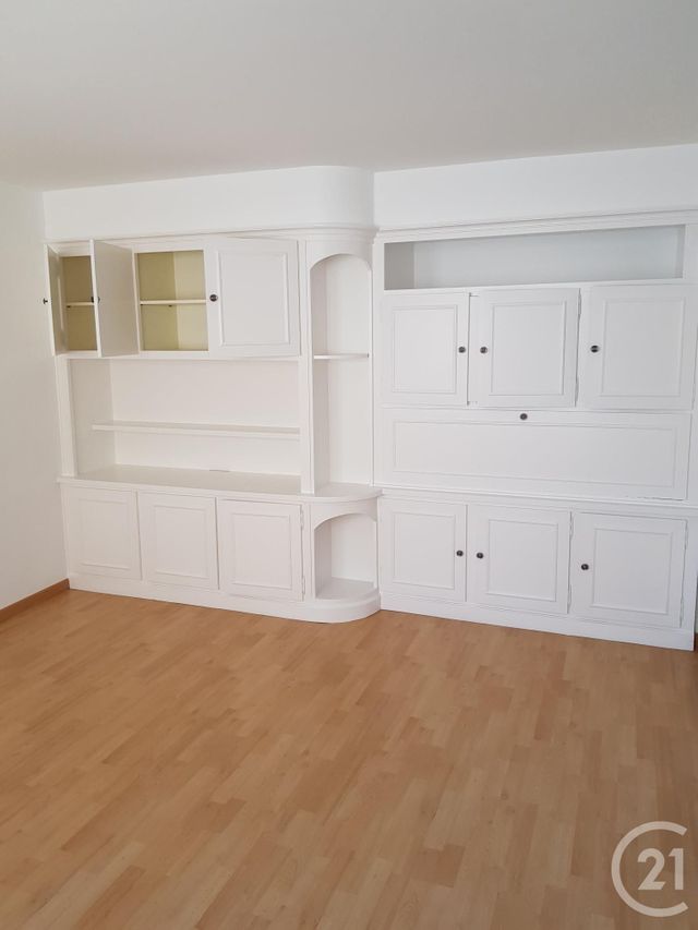 Appartement F2 &agrave; louer - 2 pi&egrave;ces - 44 m2 - Alencon - 61 - BASSE-NORMANDIE