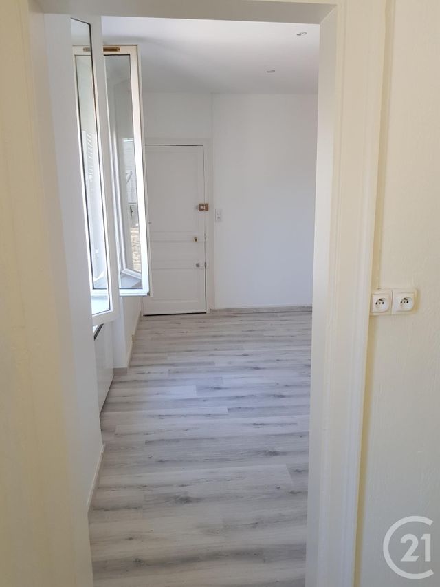 Appartement F2 &agrave; louer - 2 pi&egrave;ces - 44 m2 - Alencon - 61 - BASSE-NORMANDIE