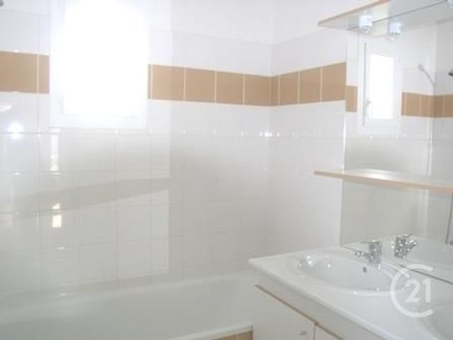 Maison &agrave; louer - 4 pi&egrave;ces - 79,60 m2 - Alencon - 61 - BASSE-NORMANDIE