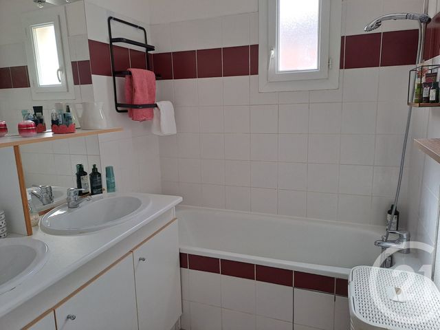Maison &agrave; louer - 4 pi&egrave;ces - 79,60 m2 - Alencon - 61 - BASSE-NORMANDIE