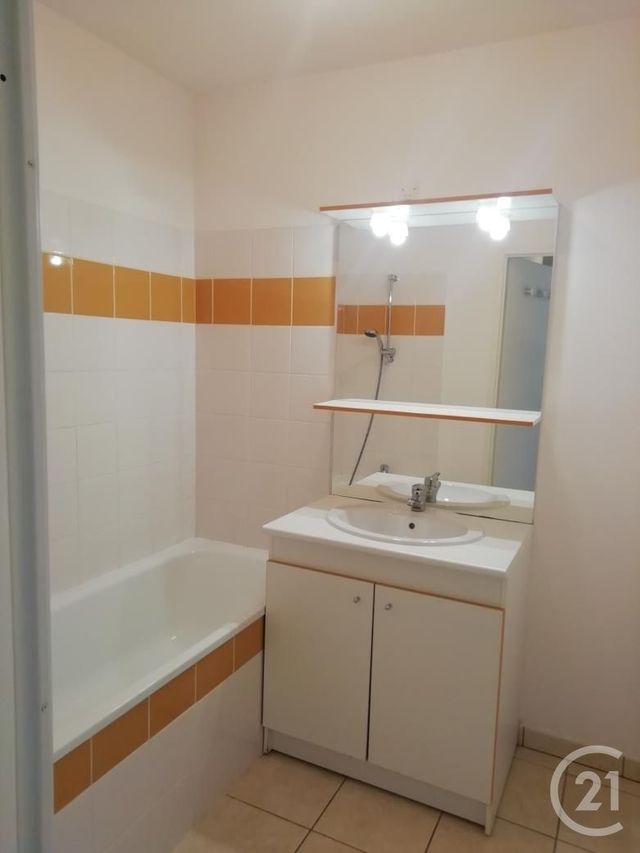 Appartement F2 &agrave; louer - 2 pi&egrave;ces - 42,48 m2 - Alencon - 61 - BASSE-NORMANDIE