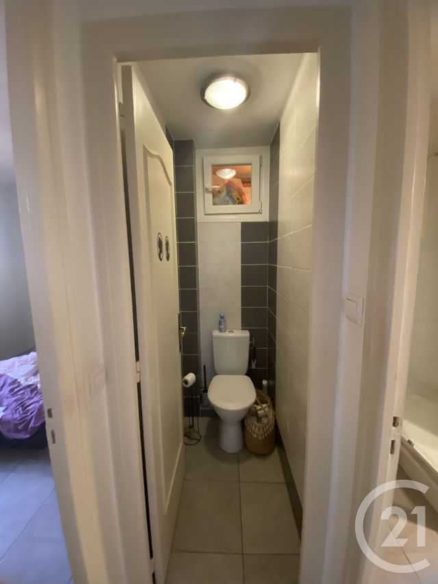 Appartement F3 &agrave; louer - 3 pi&egrave;ces - 58,71 m2 - Alencon - 61 - BASSE-NORMANDIE