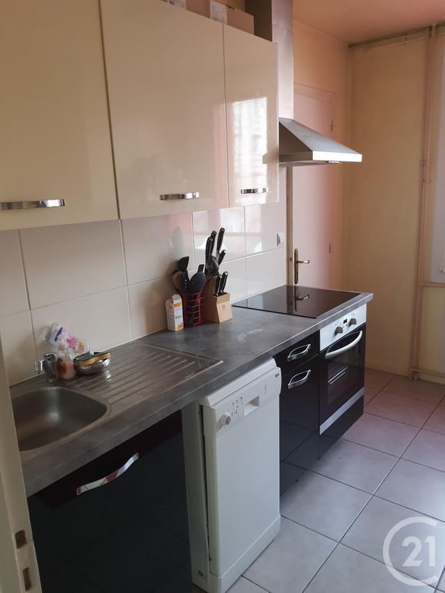 Appartement F3 &agrave; louer - 3 pi&egrave;ces - 58,71 m2 - Alencon - 61 - BASSE-NORMANDIE