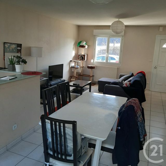 Maison &agrave; louer - 4 pi&egrave;ces - 80,80 m2 - Arconnay - 72 - PAYS-DE-LOIRE
