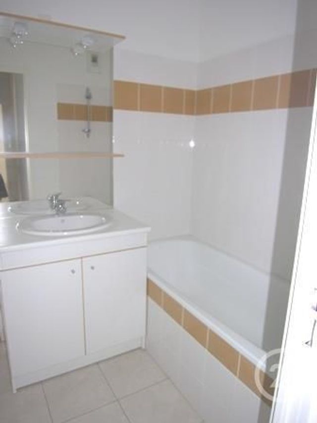 Appartement F2 &agrave; louer - 2 pi&egrave;ces - 34,60 m2 - Alencon - 61 - BASSE-NORMANDIE