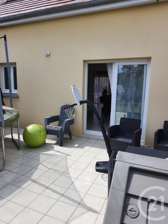 Maison &agrave; louer - 4 pi&egrave;ces - 98,50 m2 - Champfleur - 72 - PAYS-DE-LOIRE