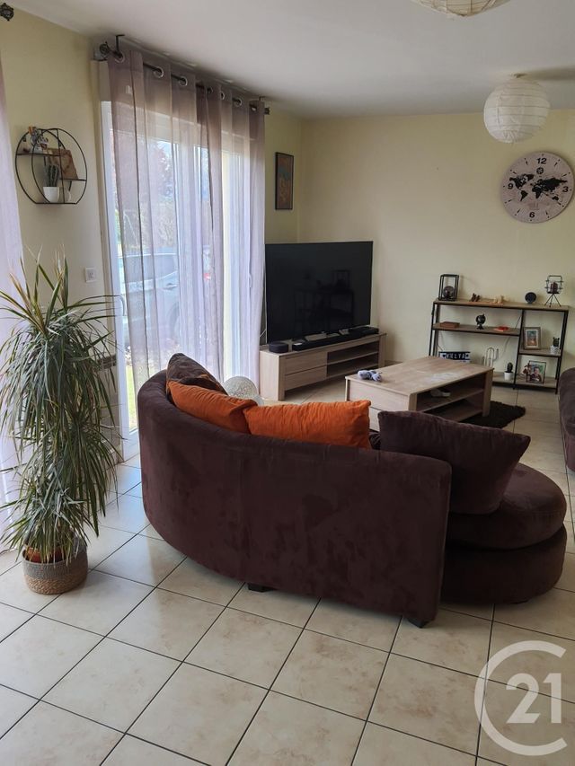 Maison &agrave; louer - 4 pi&egrave;ces - 98,50 m2 - Champfleur - 72 - PAYS-DE-LOIRE