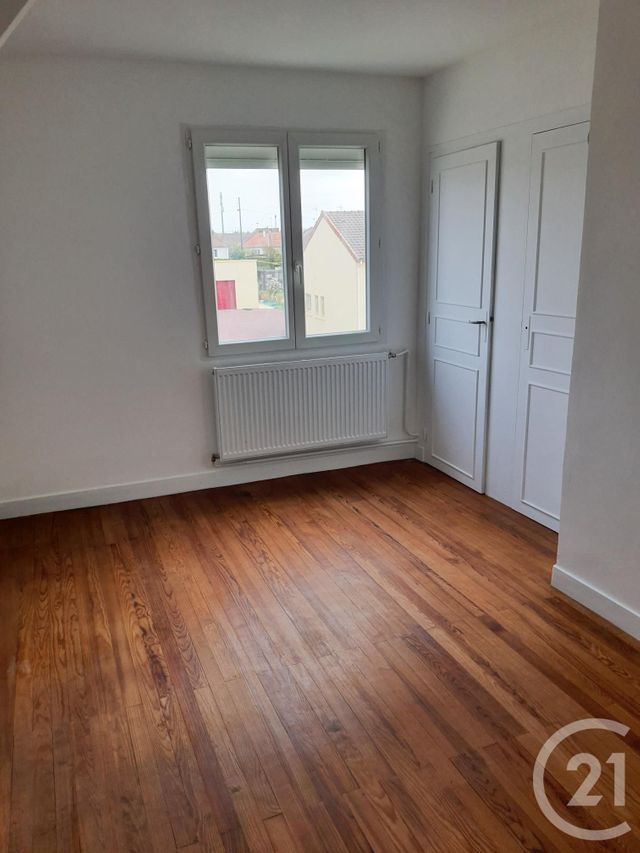 Maison &agrave; louer - 4 pi&egrave;ces - 77,66 m2 - Alencon - 61 - BASSE-NORMANDIE