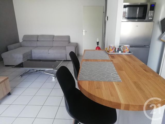 Appartement F2 &agrave; louer - 2 pi&egrave;ces - 48 m2 - Alencon - 61 - BASSE-NORMANDIE