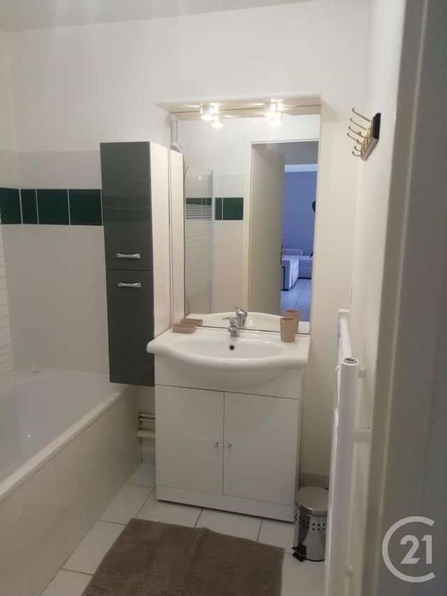 Appartement F2 &agrave; louer - 2 pi&egrave;ces - 48 m2 - Alencon - 61 - BASSE-NORMANDIE