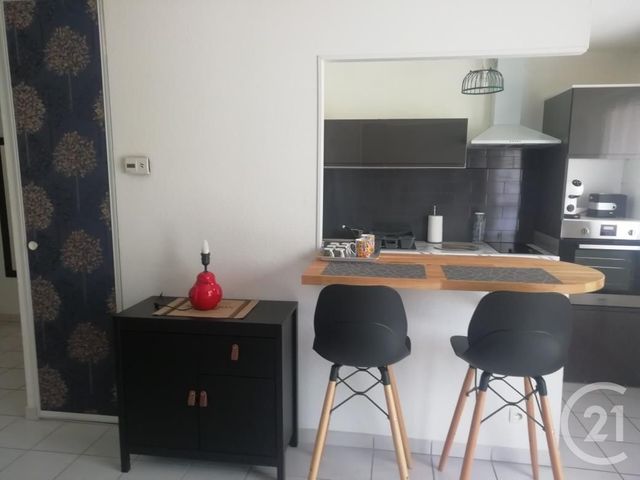 Appartement F2 &agrave; louer - 2 pi&egrave;ces - 48 m2 - Alencon - 61 - BASSE-NORMANDIE