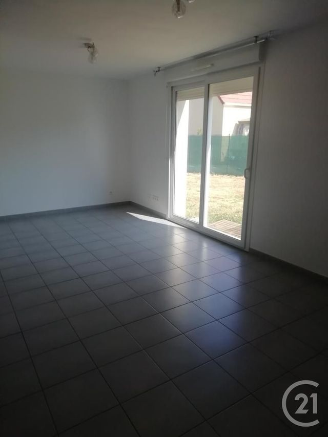 Maison &agrave; louer - 3 pi&egrave;ces - 60,90 m2 - Cerise - 61 - BASSE-NORMANDIE