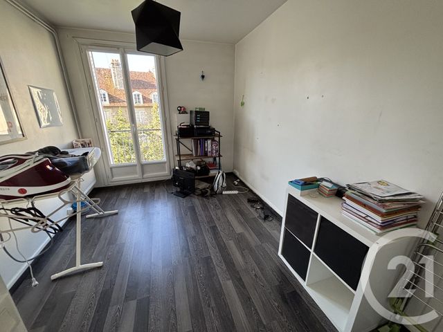 Appartement F4 &agrave; louer - 4 pi&egrave;ces - 80 m2 - Alencon - 61 - BASSE-NORMANDIE