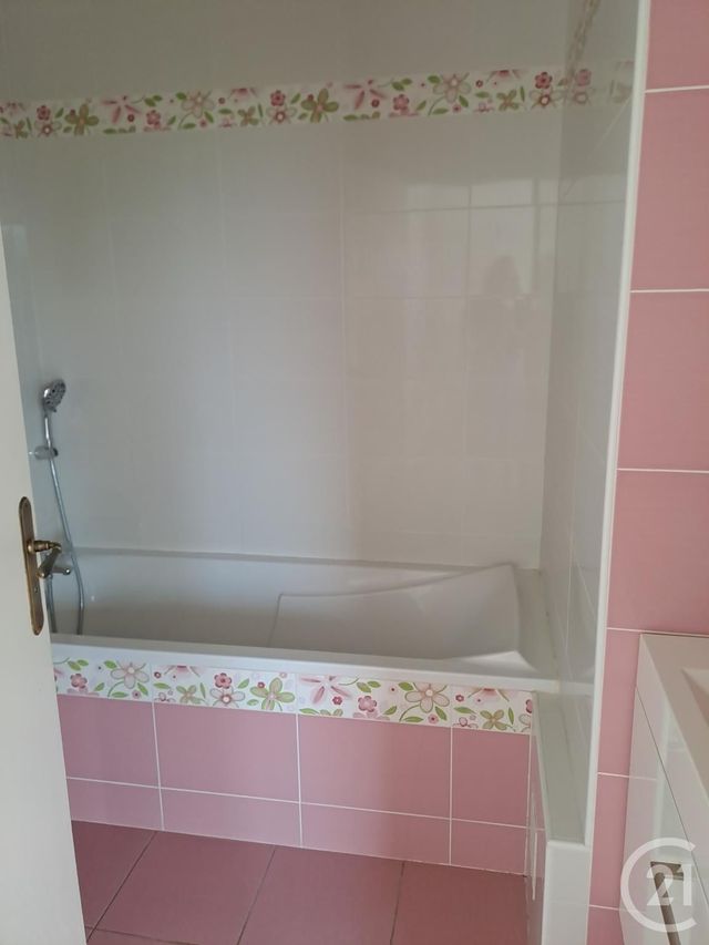 Appartement F2 &agrave; louer - 2 pi&egrave;ces - 51,28 m2 - Alencon - 61 - BASSE-NORMANDIE