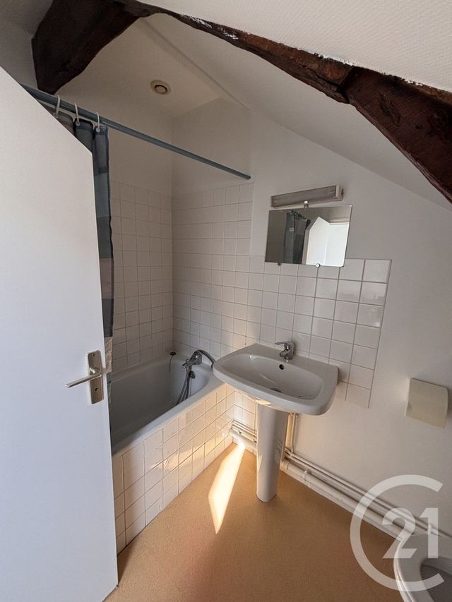 Appartement F1 &agrave; louer - 1 pi&egrave;ce - 12,62 m2 - Alencon - 61 - BASSE-NORMANDIE