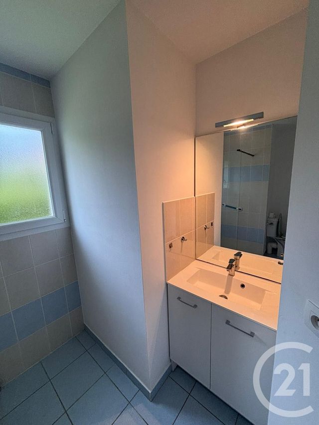 Maison &agrave; louer - 3 pi&egrave;ces - 68 m2 - Alencon - 61 - BASSE-NORMANDIE