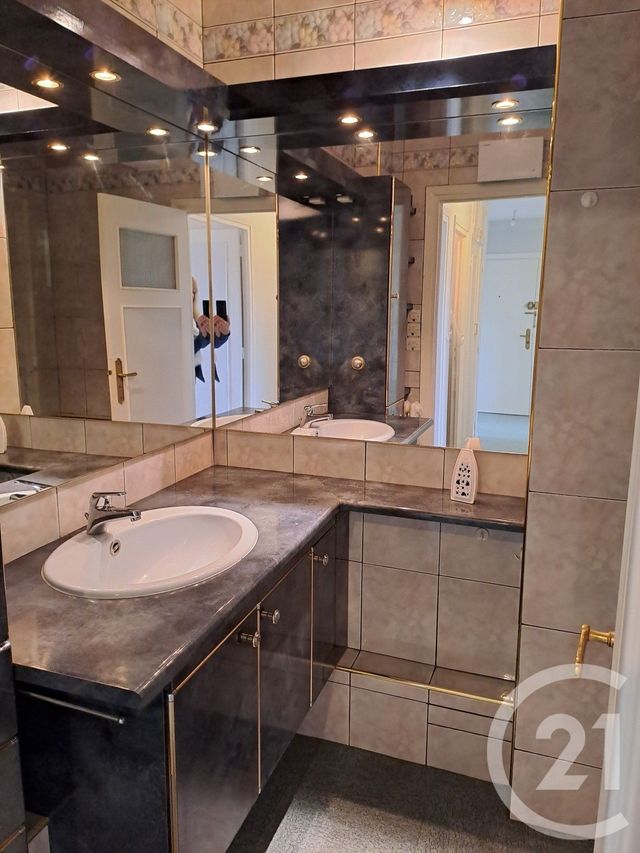 Appartement F4 &agrave; louer - 4 pi&egrave;ces - 73,88 m2 - Alencon - 61 - BASSE-NORMANDIE