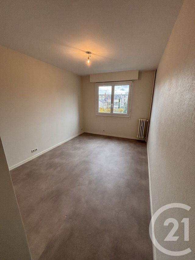 Appartement F4 &agrave; louer - 4 pi&egrave;ces - 73,88 m2 - Alencon - 61 - BASSE-NORMANDIE