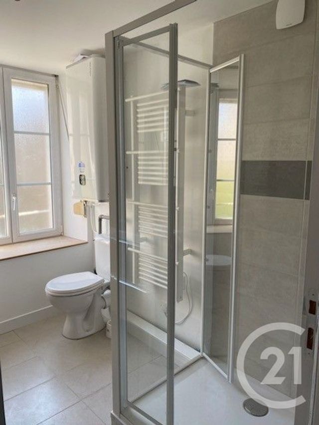 Appartement F3 &agrave; louer - 3 pi&egrave;ces - 64,70 m2 - Alencon - 61 - BASSE-NORMANDIE