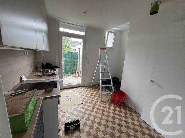Maison &agrave; louer - 4 pi&egrave;ces - 79,63 m2 - Alencon - 61 - BASSE-NORMANDIE