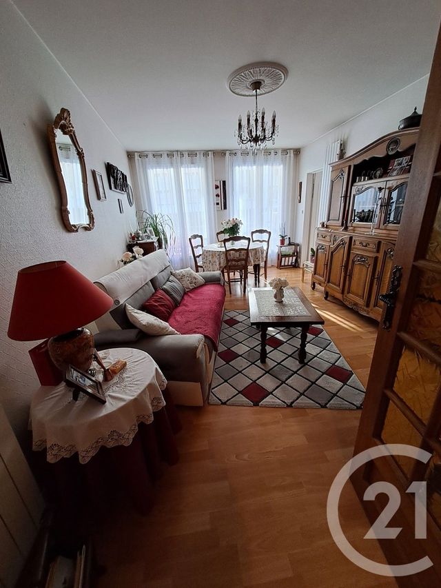 Appartement 3 pièces 69 m² · à Alençon · 68,6 m² · 99 000 €