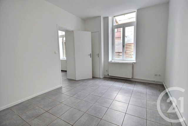 Appartement F3 &agrave; louer - 2 pi&egrave;ces - 39,90 m2 - Montluel - 01 - RHONE-ALPES