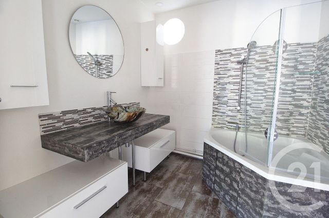 Appartement F4 &agrave; louer - 4 pi&egrave;ces - 79 m2 - La Boisse - 01 - RHONE-ALPES