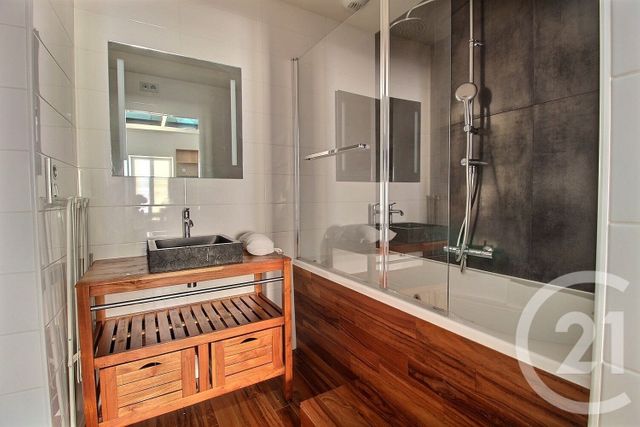 Appartement Duplex &agrave; louer - 4 pi&egrave;ces - 85,91 m2 - Montluel - 01 - RHONE-ALPES