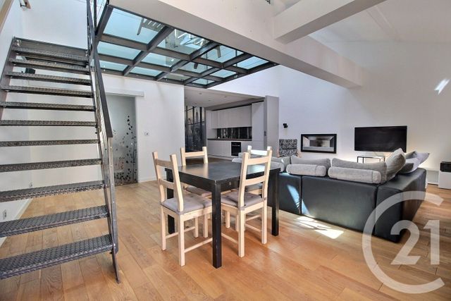 Appartement Duplex &agrave; louer - 4 pi&egrave;ces - 85,91 m2 - Montluel - 01 - RHONE-ALPES