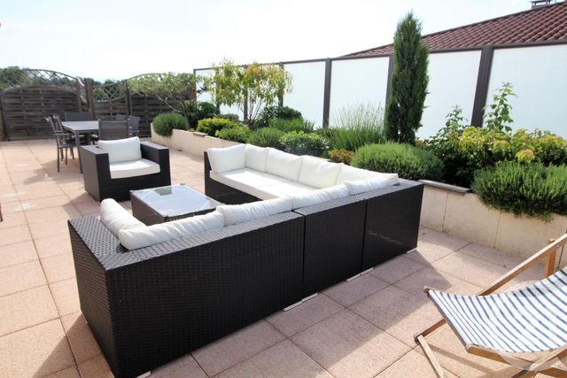 Appartement F5 &agrave; louer - 5 pi&egrave;ces - 107 m2 - Montluel - 01 - RHONE-ALPES