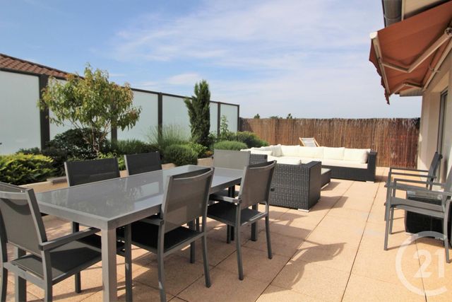 Appartement F5 &agrave; louer - 5 pi&egrave;ces - 107 m2 - Montluel - 01 - RHONE-ALPES