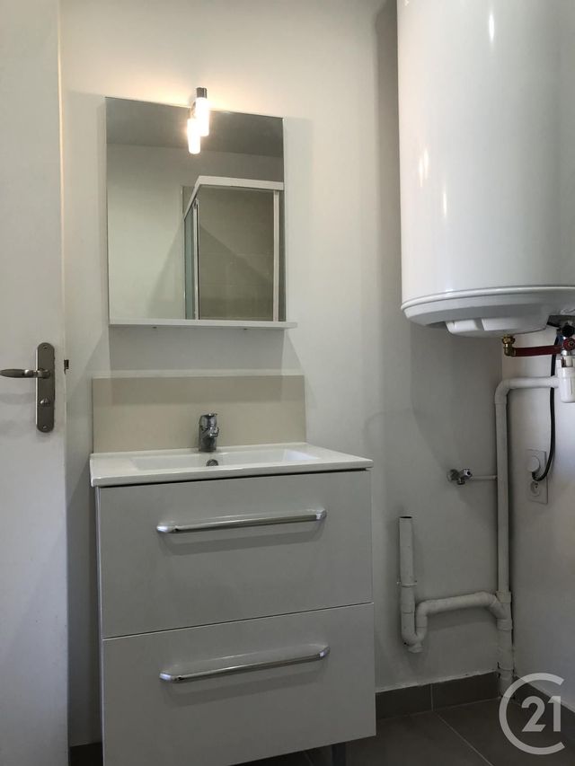 Appartement F2 &agrave; louer - 2 pi&egrave;ces - 38,52 m2 - Miribel - 01 - RHONE-ALPES