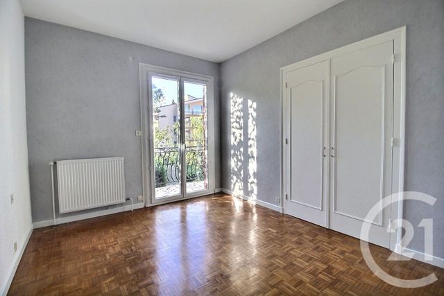 Maison &agrave; vendre - 8 pi&egrave;ces - 198 m2 - Miribel - 01 - RHONE-ALPES