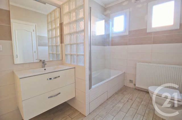 Maison &agrave; vendre - 8 pi&egrave;ces - 198 m2 - Miribel - 01 - RHONE-ALPES