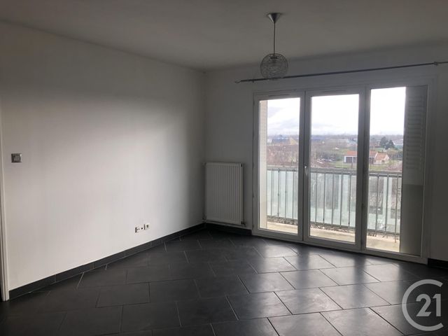Appartement &agrave; louer - 4 pi&egrave;ces - 70 m2 - St Maurice De Beynost - 01 - RHONE-ALPES