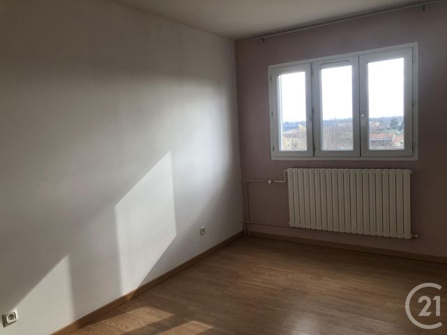Appartement &agrave; louer - 4 pi&egrave;ces - 70 m2 - St Maurice De Beynost - 01 - RHONE-ALPES